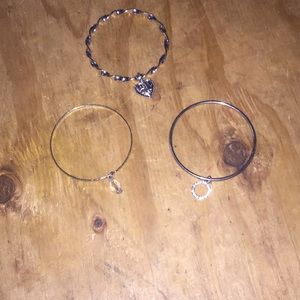 Woman bracelets